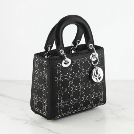 شنطة Lady Dior / لون اسود ، زركون فضي 